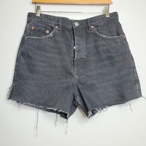 ZARA Washed Black Raw Cut Hem High Rise Cotton Denim Shorts Size 10 Button Fly